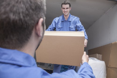 Croydon local removals service handling access and loading planning