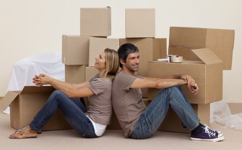 Moving truck service for homes in Croydon