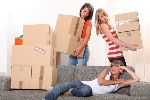 Croydon residential moving van service for flats and houses